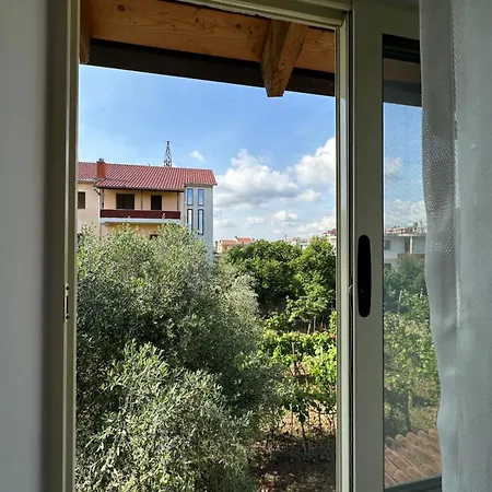 Apartment 2bedroom Apartment,free Parking 06 *