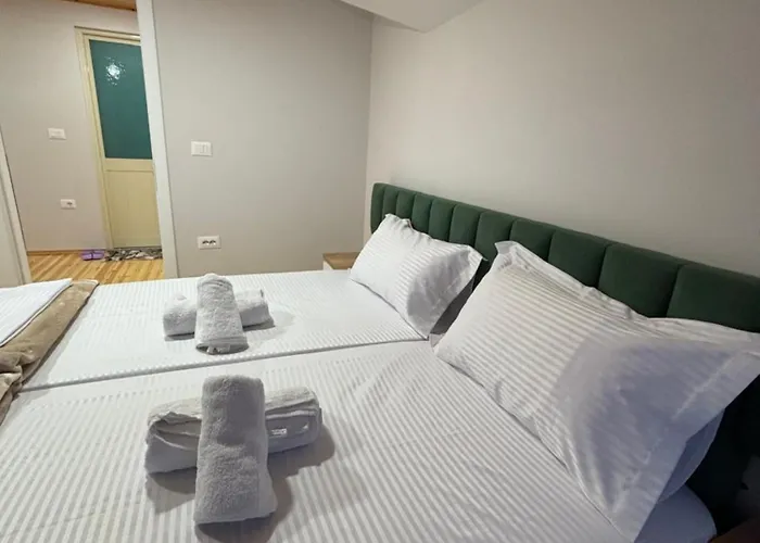 Apartman 2bedroom Apartment,free Parking 06 Kamëz